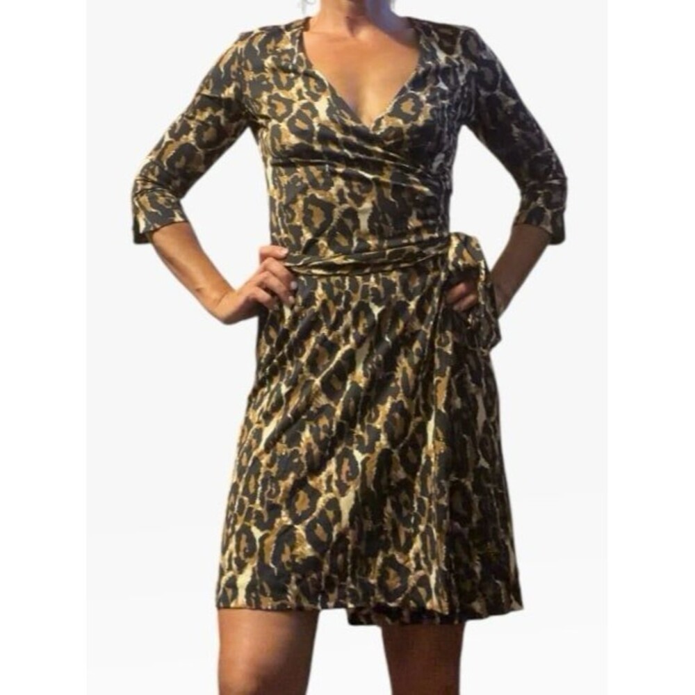 Diane Von Furstenberg Neiman Marcus animal print belted dress xs 2